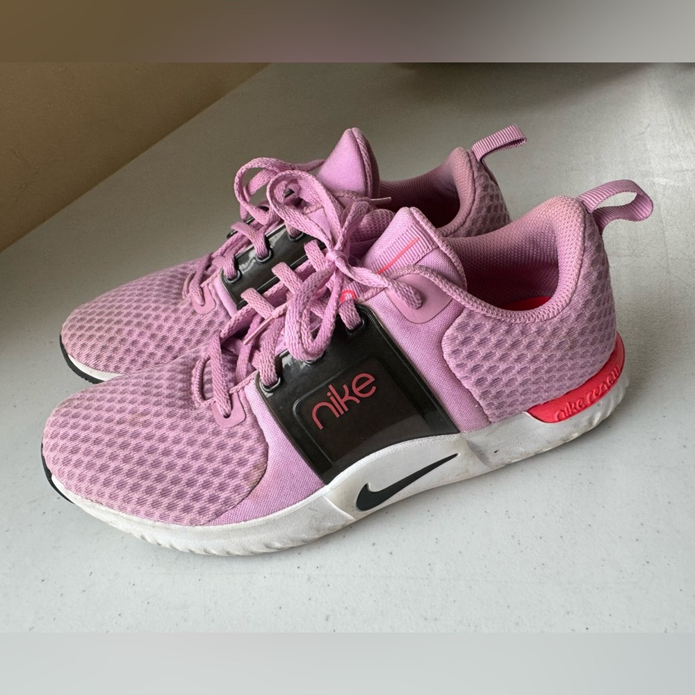 women’s size 10 nikes